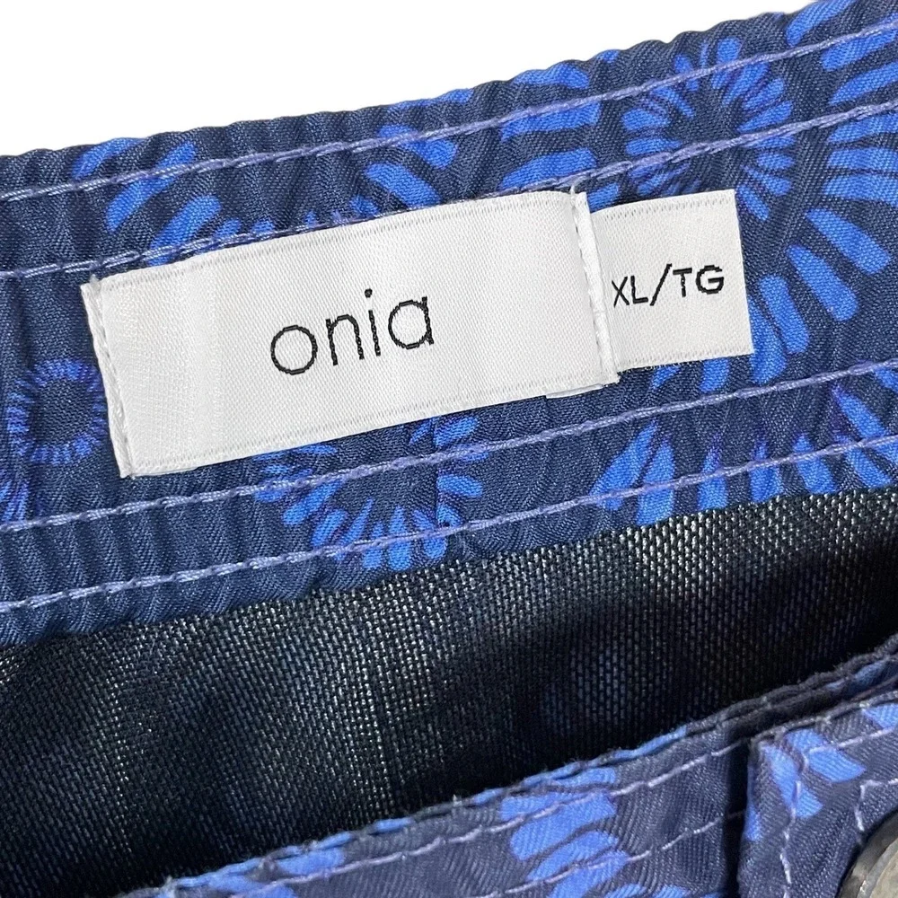 Onia Swim Shorts‎ Men XL Blue Floral Medallion Charles Trunks 7.5